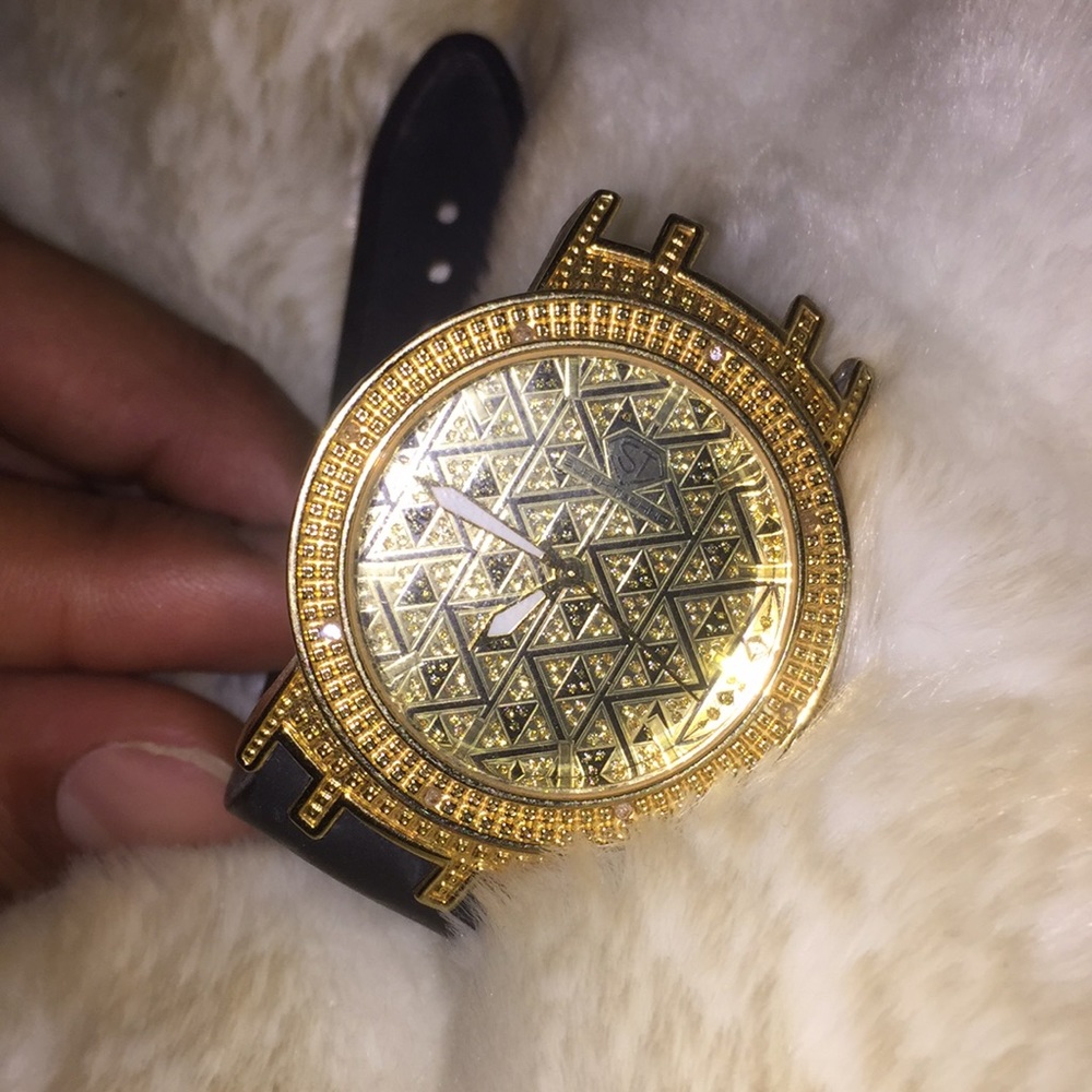 Super techno watch
